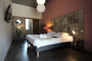 Comfort Double Room | 1 bedroom, individually decorated, individually furnished - Hotel Ascosa  Aventure (Morosaglia)
