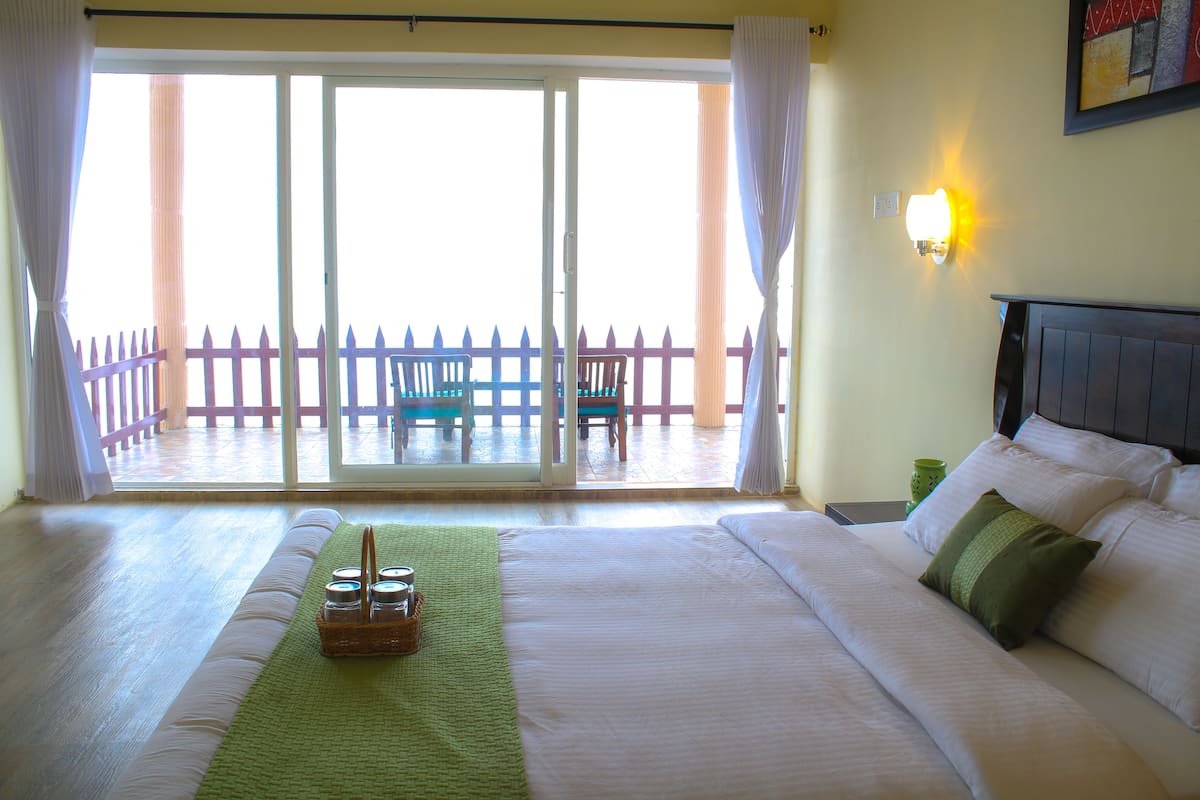 Luxury Room | Rollaway beds