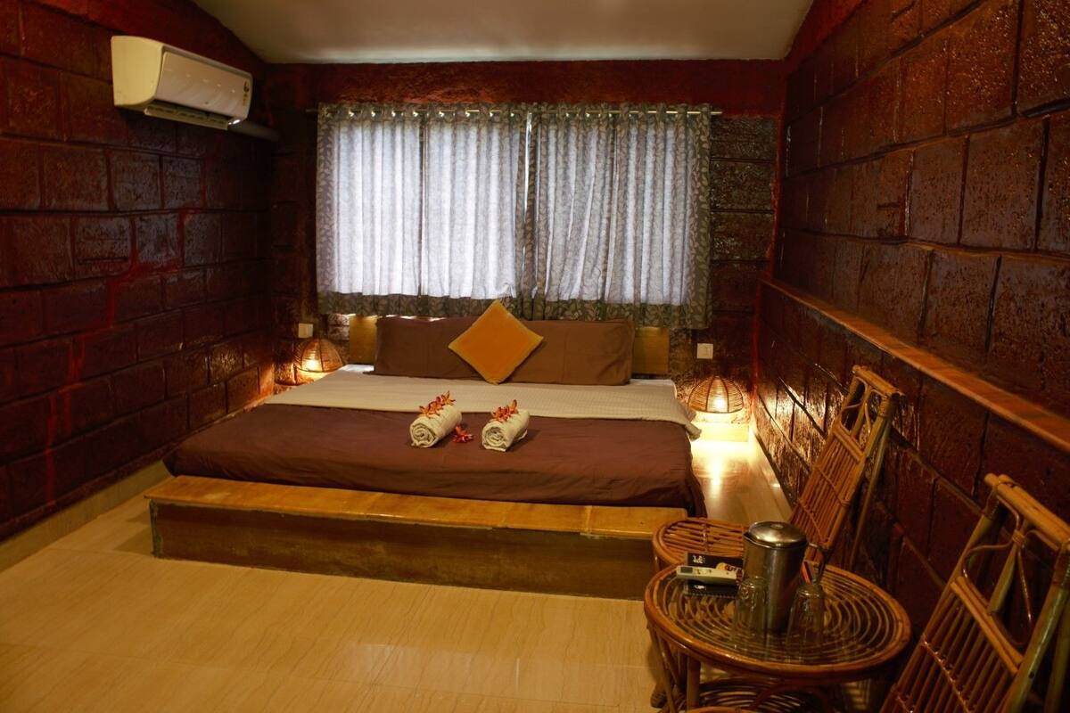 Gulmohar Cottage | Rollaway beds (free), WiFi (free)