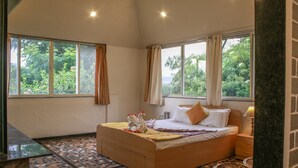 Machan Suite | Rollaway beds (free), WiFi (free) - V Resorts Anandvan Wai (Wai)