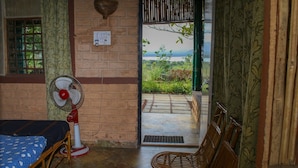 Room - V Resorts Krishna Welang (Wai)
