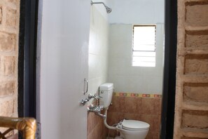 Bathroom - V Resorts Krishna Welang (Wai)