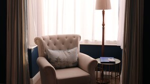 Unclassified image, 5 of 39, button - The Tower Hotel (Lincoln)