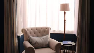 Superior Double Room | Desk, iron/ironing board, free WiFi, bed sheets