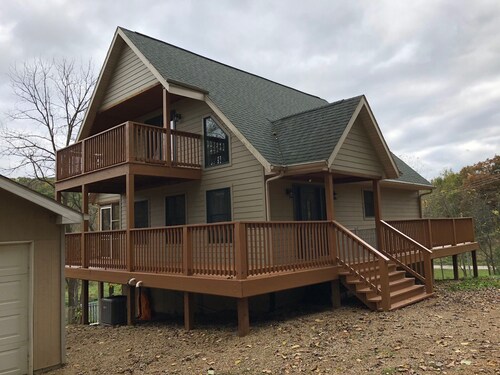 *NEW*   Modern Hilltop House of Galena