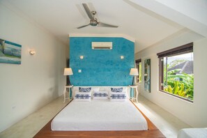 2 Schlafzimmer, Zimmersafe, Bügeleisen/Bügelbrett, Reisekinderbett