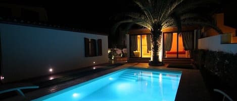 Pool | Outdoor pool, a heated pool