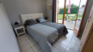 1 bedroom, iron/ironing board, free WiFi, bed sheets