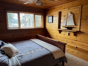 4 habitaciones, tabla de planchar con plancha, wifi y ropa de cama