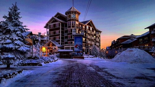 3BR/3BA Mtn Lodge 1st fl ski in/out Rare Sleeps 10 Summer Rates from 275 nt