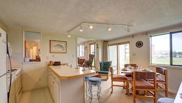 Réfrigérateur, micro-ondes, lave-vaisselle