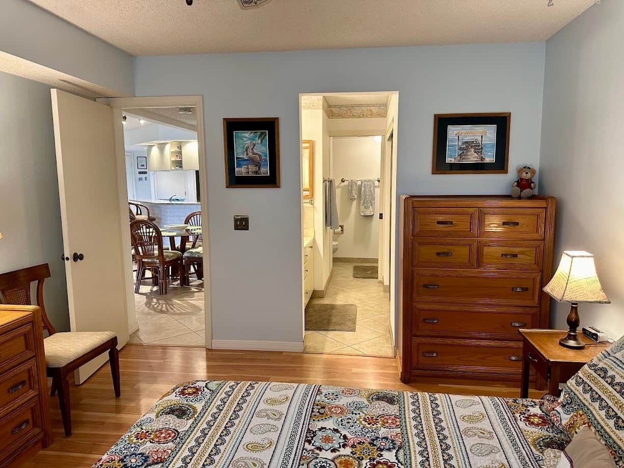 2 habitaciones, tabla de planchar con plancha y wifi gratis 