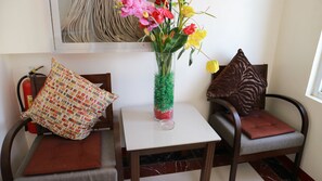 Área de estar no saguão