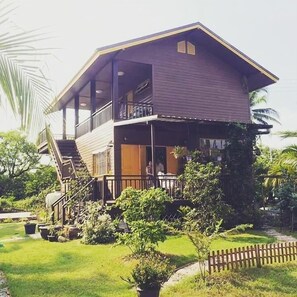 Exterior - Phorkubmae Homestay (Damnoen Saduak)