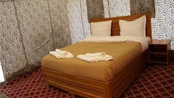 Deluxe Double or Twin Room, 1 Queen Bed | Bed sheets