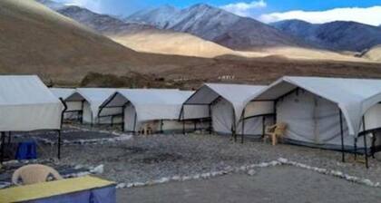 Wonderland Tourist Camp