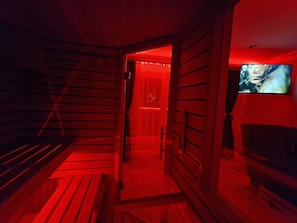 Suite estudio de lujo | Cortinas opacas, wifi gratis, ropa de cama