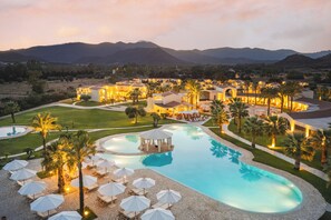 Front of property – evening/night - Spiagge San Pietro, a charming & relaxing resort (Castiadas)