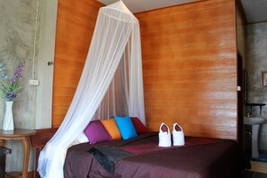 Deluxe Room | Blackout curtains, free WiFi, bed sheets - Ruen Lamai Lanna (Chiang Rai)