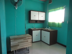 Apartamento conforto, 1 quarto | 1 quarto, individualmente decorados, individualmente mobiliados