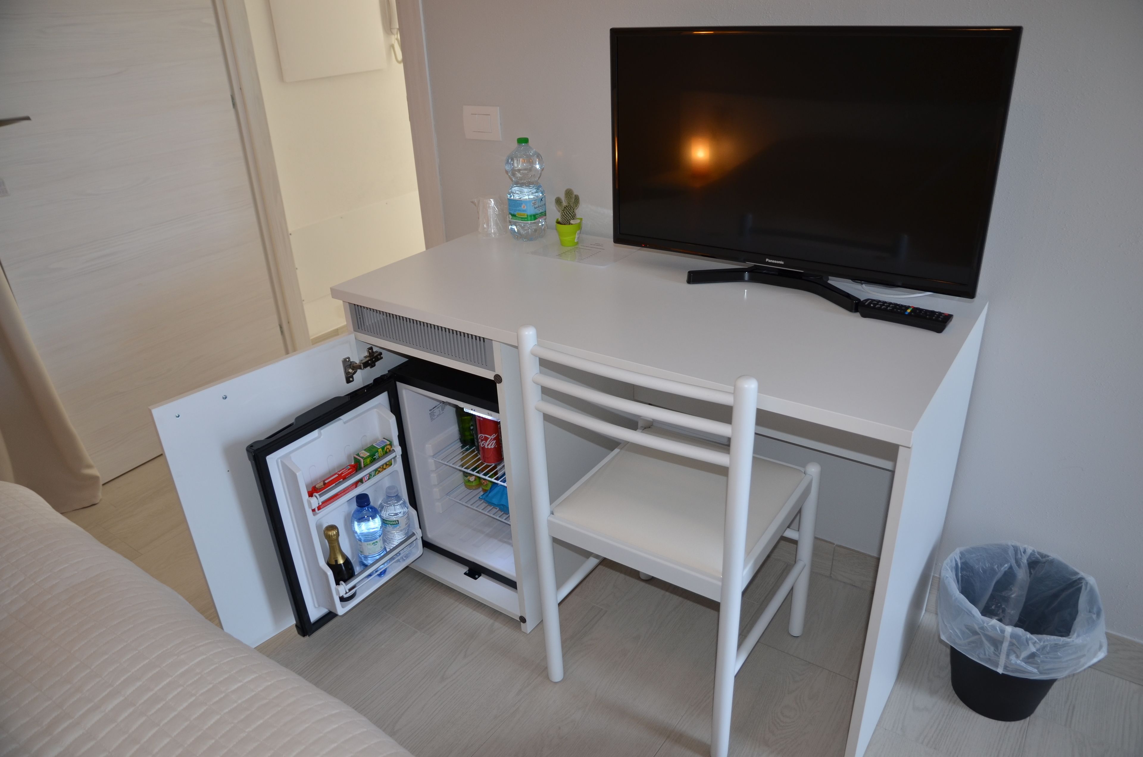 Doppia Comfort | Minibar, una scrivania, insonorizzazione, ferro/asse da stiro