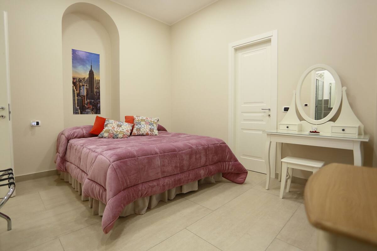 Superior Room, 1 Double or 2 Twin Beds | Premium bedding, desk, WiFi (free), bed sheets