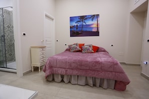 Deluxe Room, 1 Double or 2 Single Beds - B&B Rosolino (Naples)