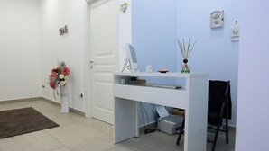 Interior entrance - B&B Rosolino (Naples)