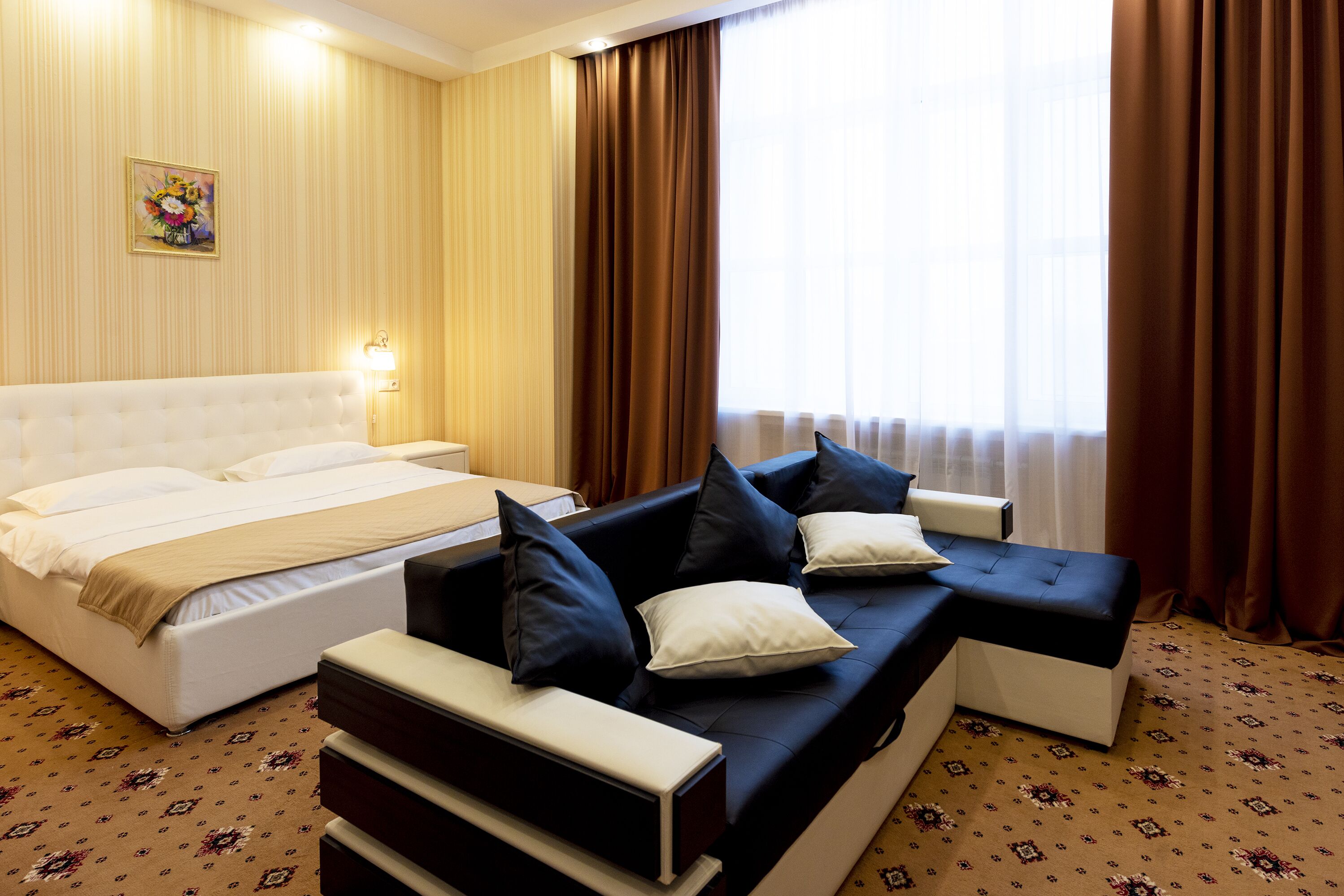 Superior Room | Premium bedding, in-room safe, desk, laptop workspace