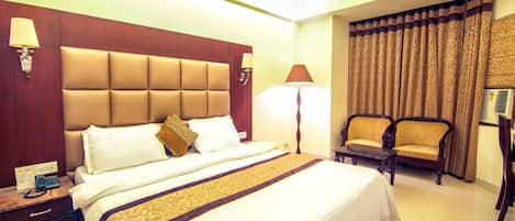 In-room safe, desk, free WiFi, bed sheets