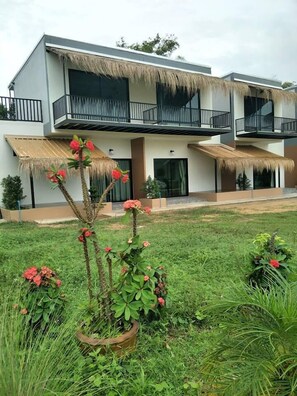 高级三人房 | 客房景观