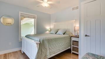 6 bedrooms, iron/ironing board, free WiFi, bed sheets