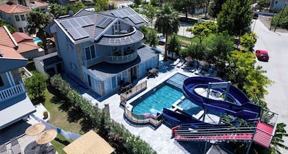 Hankelma 6 Bed Villa All Ensuite,Private Pool,Disabled Accessible,2Mins To Town