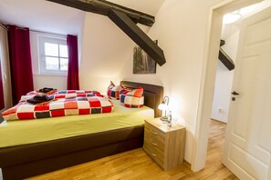 2 soverom, strykejern/-brett, wi-fi og sengetøy