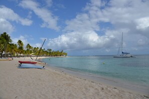 Beach nearby, sun loungers