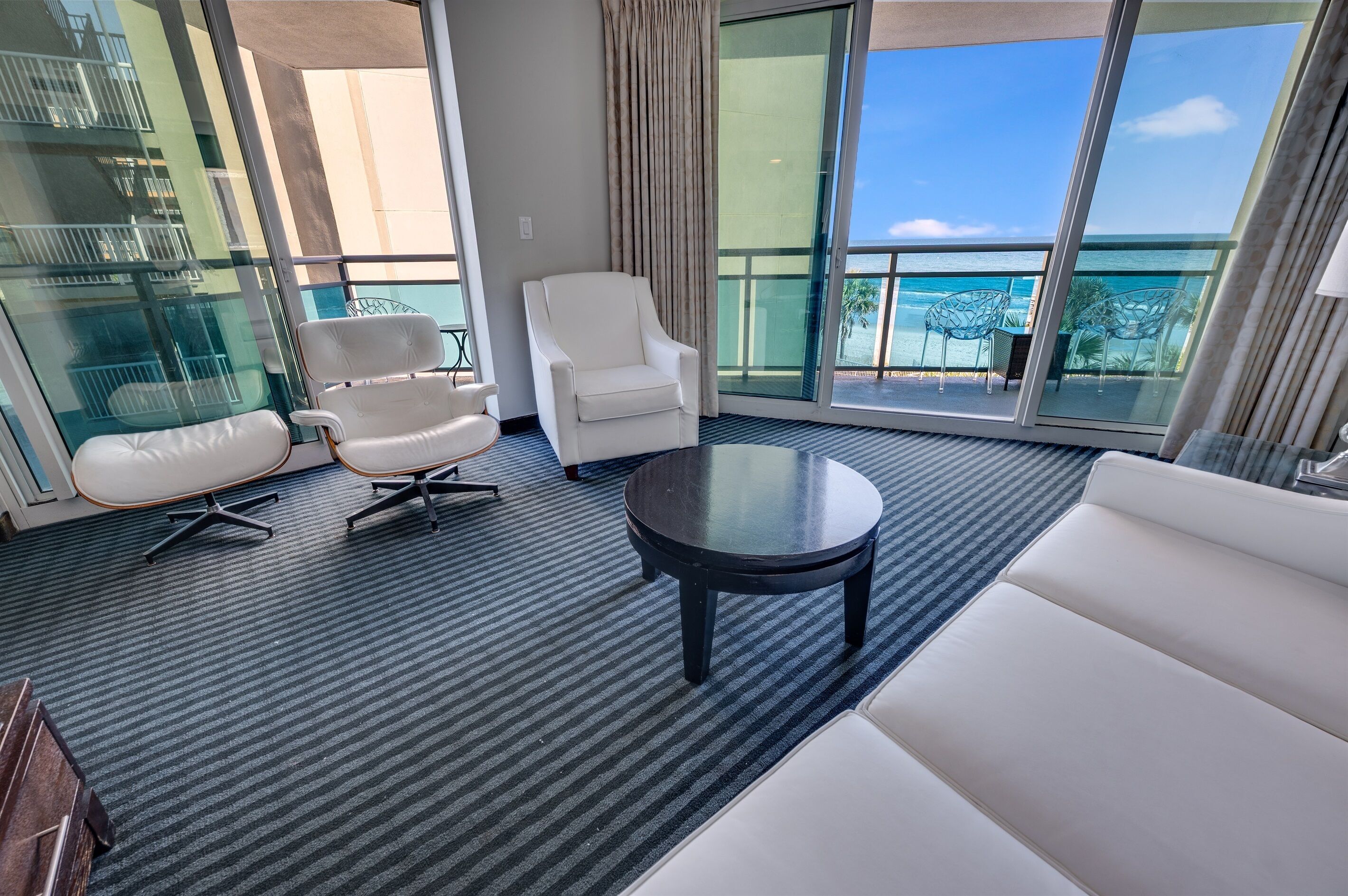 リビング エリア