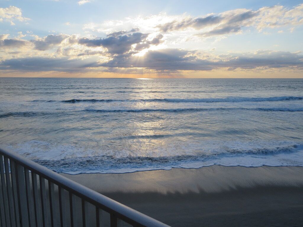 海灘、躺椅、沙灘巾