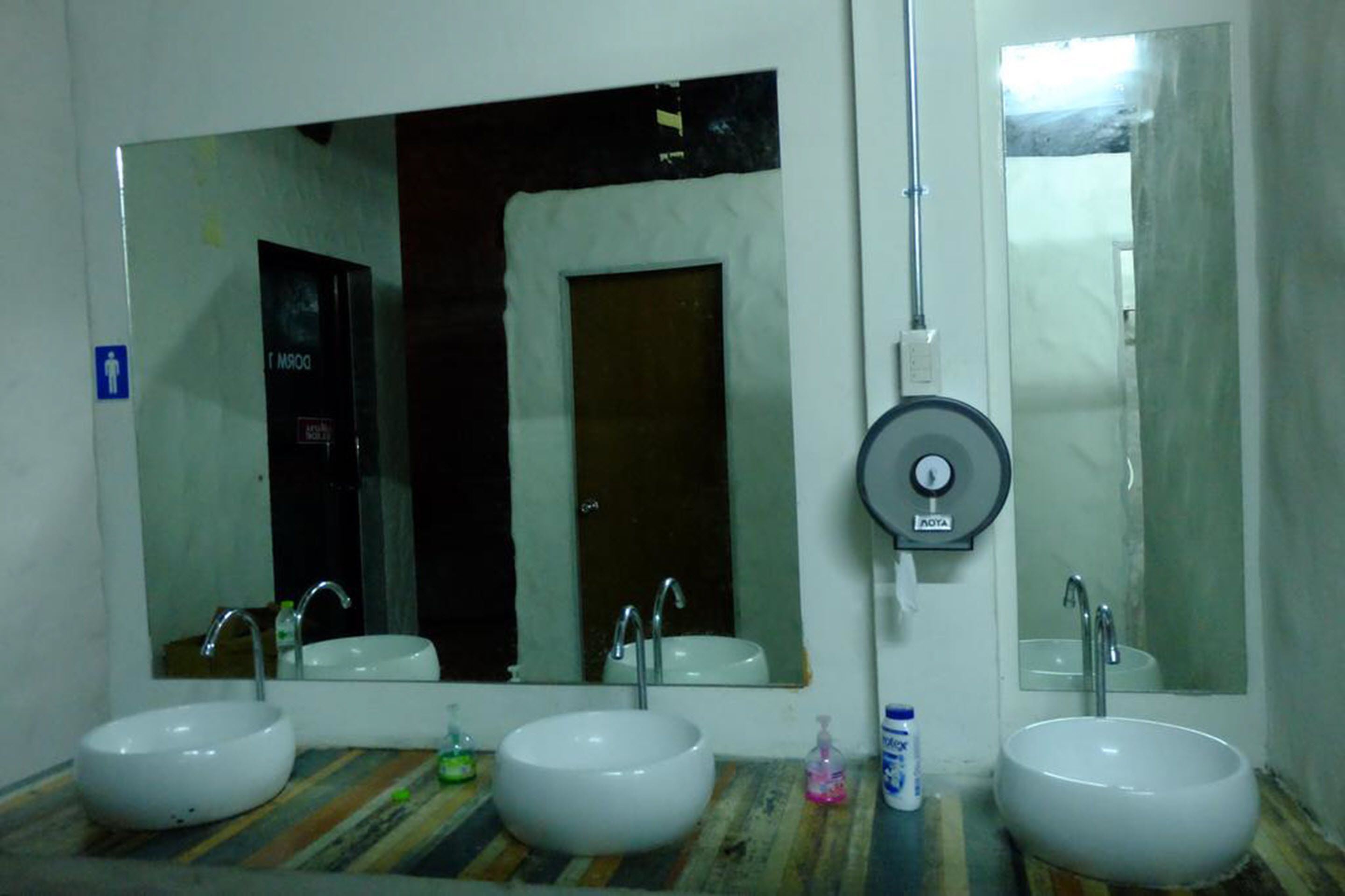 Foto - White Jail at Koh Tao Hostel