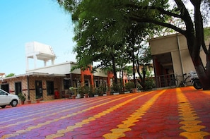 Ngoại thất