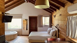 Chalet, 1 Bedroom | Desk, laptop workspace, soundproofing, iron/ironing board - Nofey Habashan (HaGalil HaElyon)