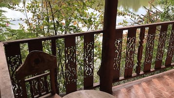 Standard Bungalow | Balcony
