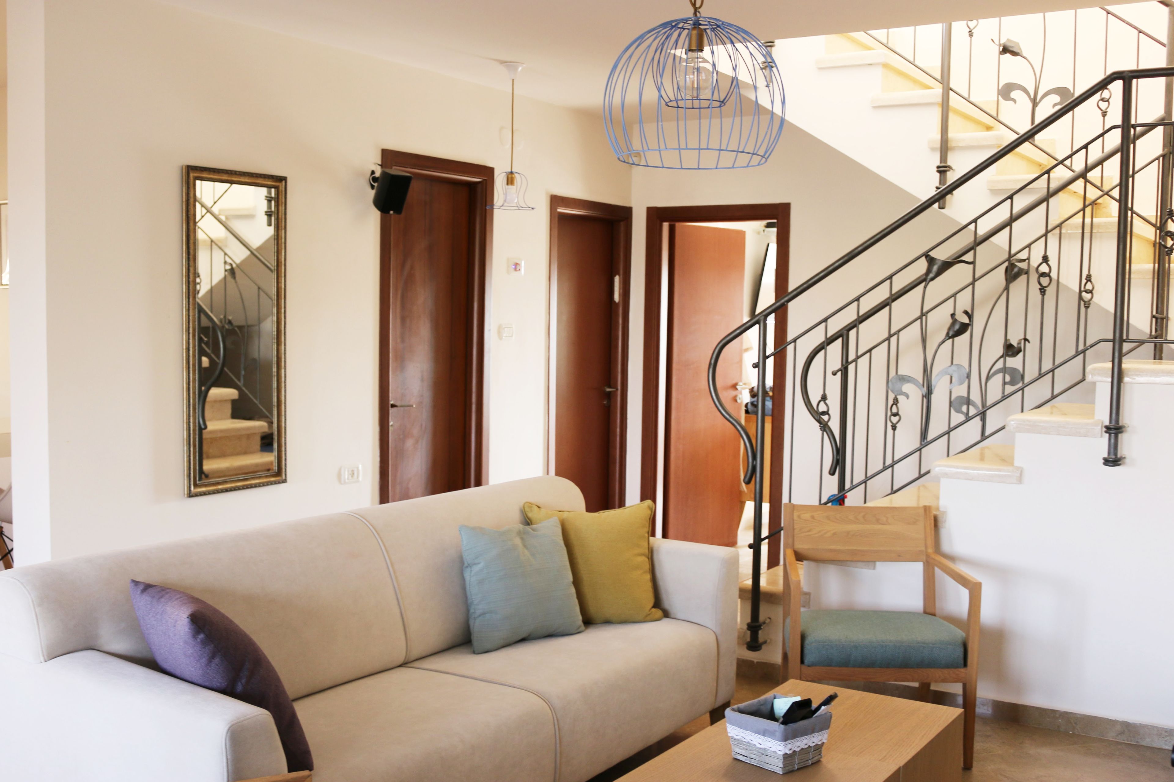 Casa adosada de diseño, 4 habitaciones, vistas a la montaña | Sala de estar | Televisión de pantalla plana de 40 pulgadas con canales por satélite