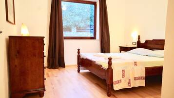 Premium bedding, desk, blackout drapes, iron/ironing board