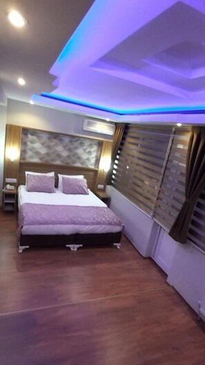 Deluxe Double Room | Premium bedding, minibar, desk, soundproofing - Göznur Hotel (Bandirma)
