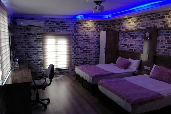 Deluxe Triple Room | Premium bedding, minibar, desk, soundproofing