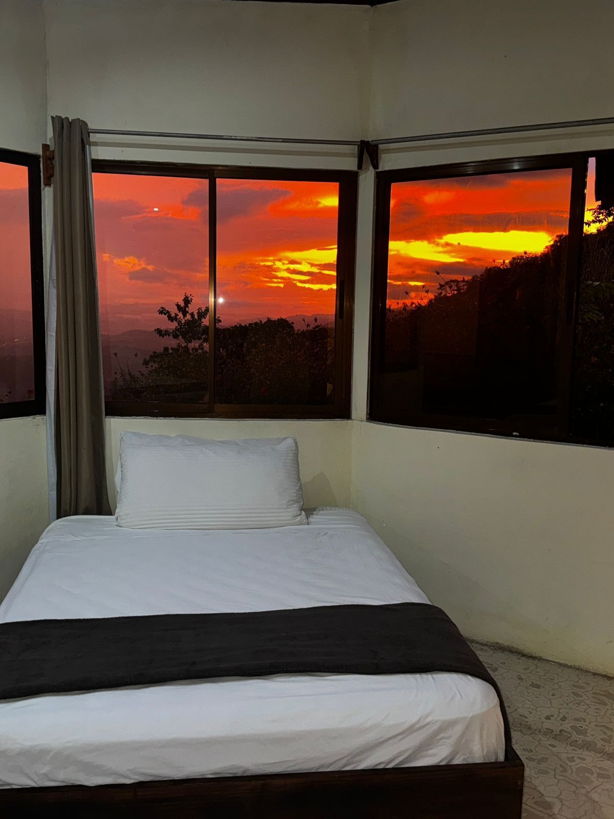 family room | individually decorated, individually furnished, laptop workspace