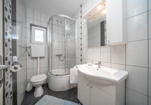 Apartment, 2 Bedrooms, Terrace, Sea View (A2) | Bathroom - Adria Sun Apartments & More (Vodice)