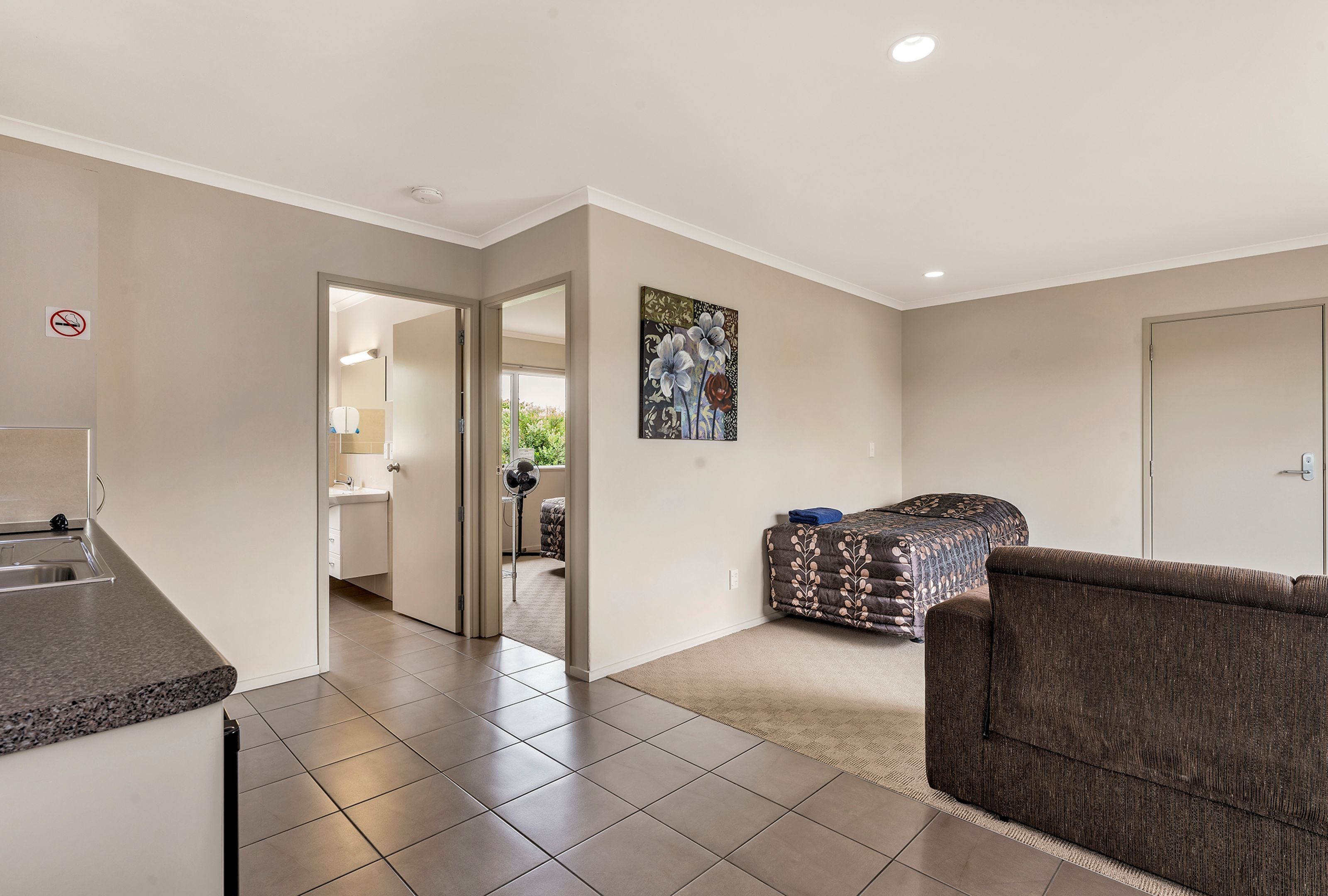 One Bedroom | Desk, laptop workspace, soundproofing, cribs/infant beds