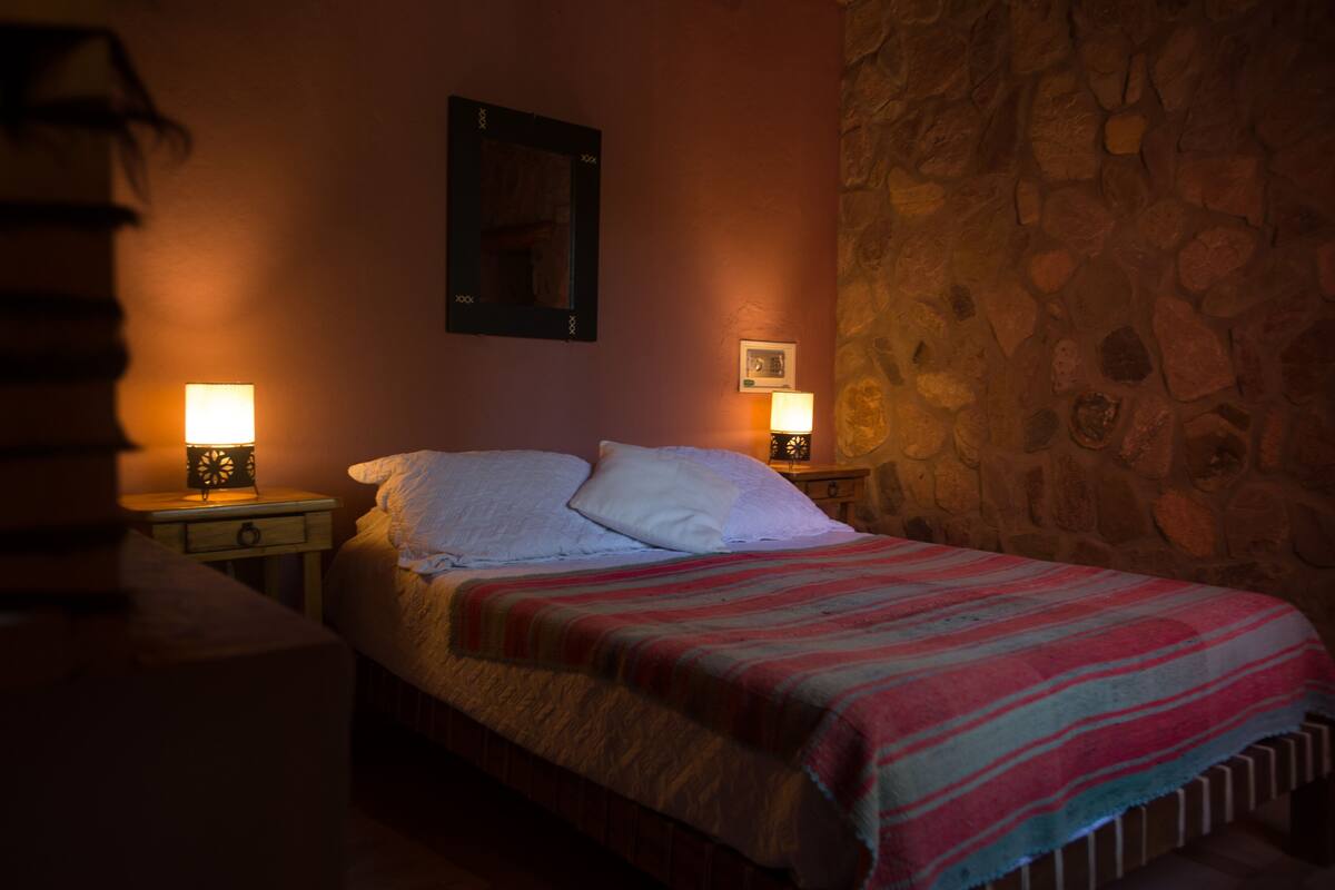 In-room safe, soundproofing, bed sheets