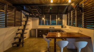 Fridge, oven, coffee/tea maker, cookware/dishes/utensils